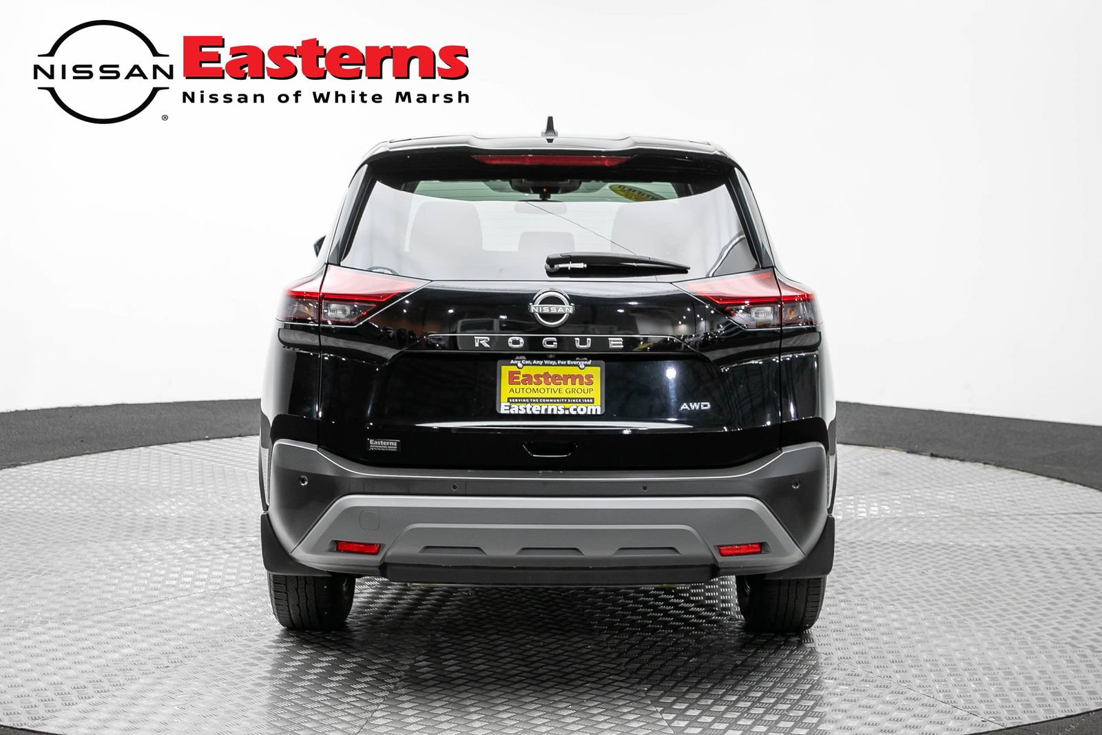 Used 2023 Nissan Rogue S AWD/4WD image 6