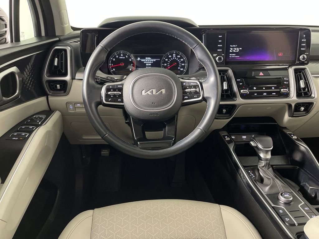 Used 2023 Kia Sorento S image 15