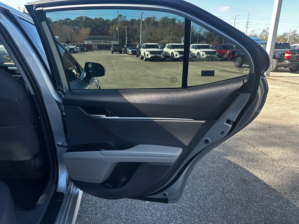 Used 2024 Toyota Camry LE image 27