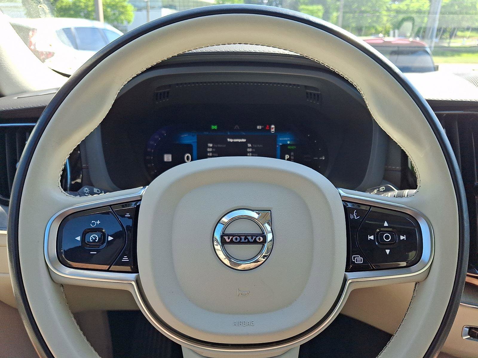 Certified 2023 Volvo XC60 T8 Ultimate w/ Climate Package AWD/4WD image 21