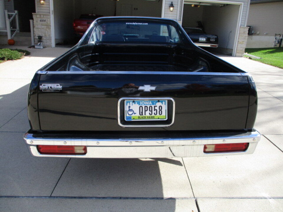 Used 1987 Chevrolet El Camino V8 RWD image 6