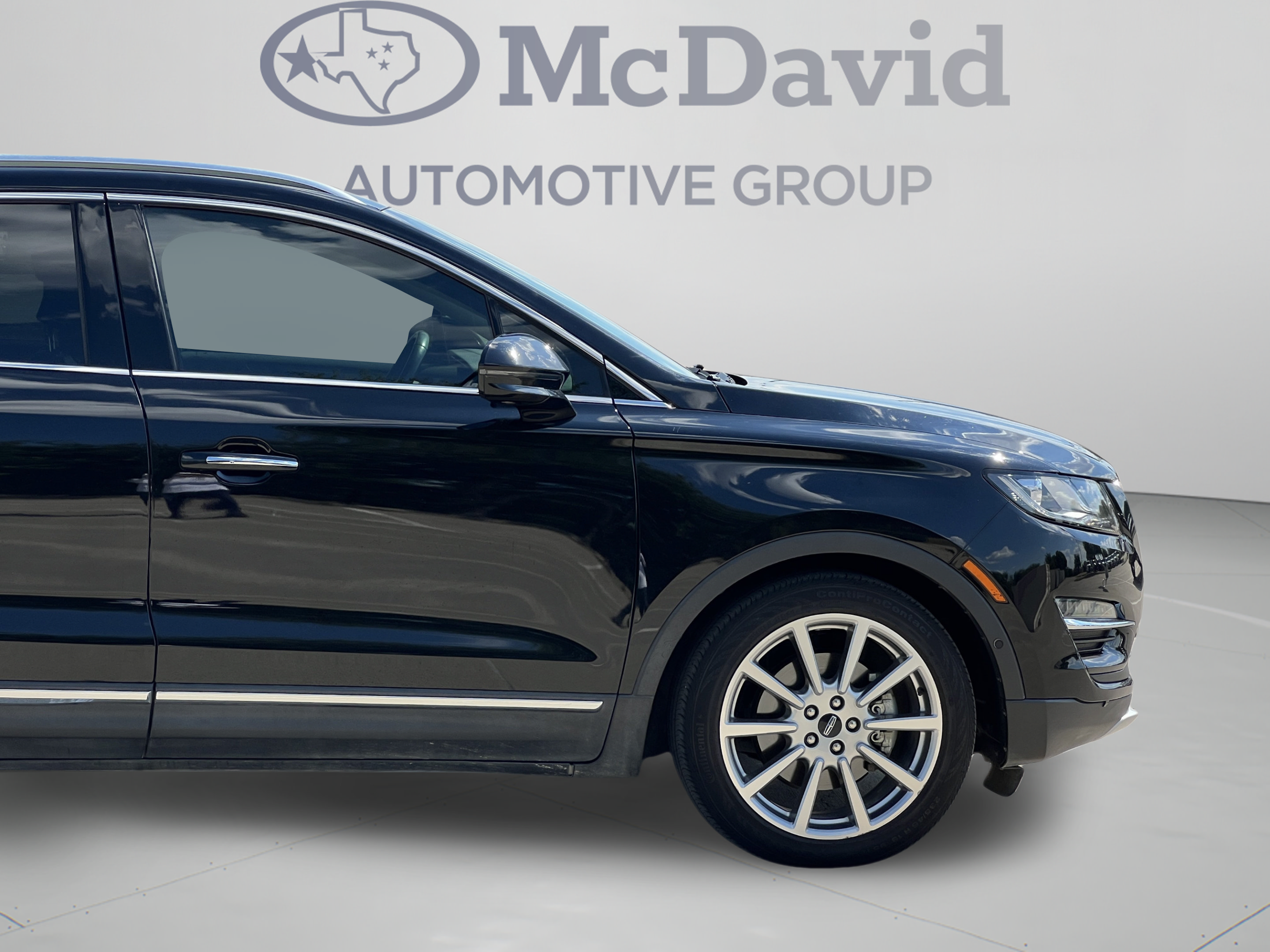 Used 2019 Lincoln MKC Reserve w/ MKC Technology Package FWD image 31