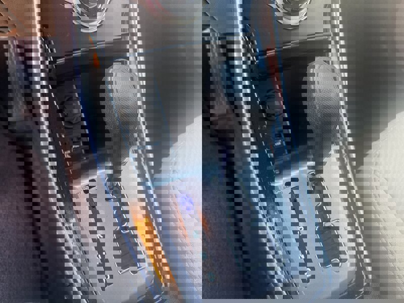 Used 2013 Hyundai Elantra GLS w/ Preferred Pkg image 31