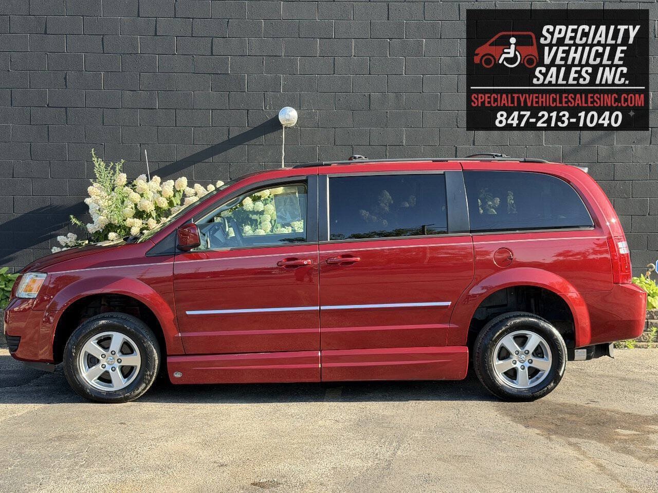 Used 2008 Dodge Grand Caravan SXT FWD image 5