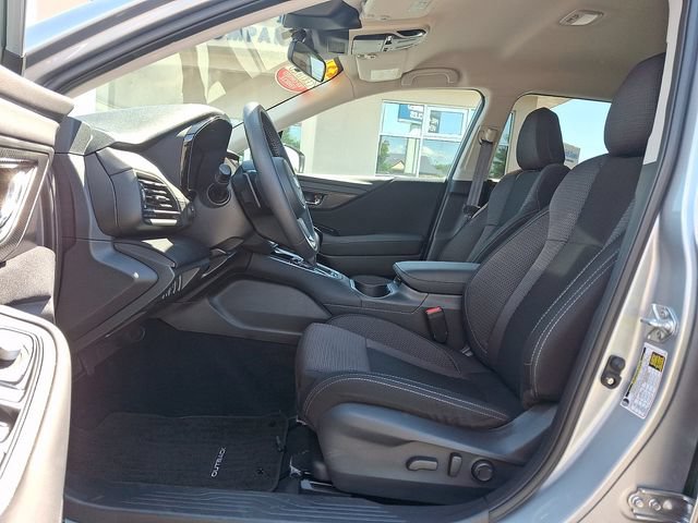 Certified 2025 Subaru Outback Premium AWD/4WD image 13