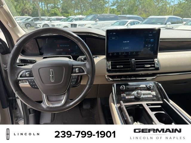 Used 2024 Lincoln Navigator Reserve AWD/4WD image 14