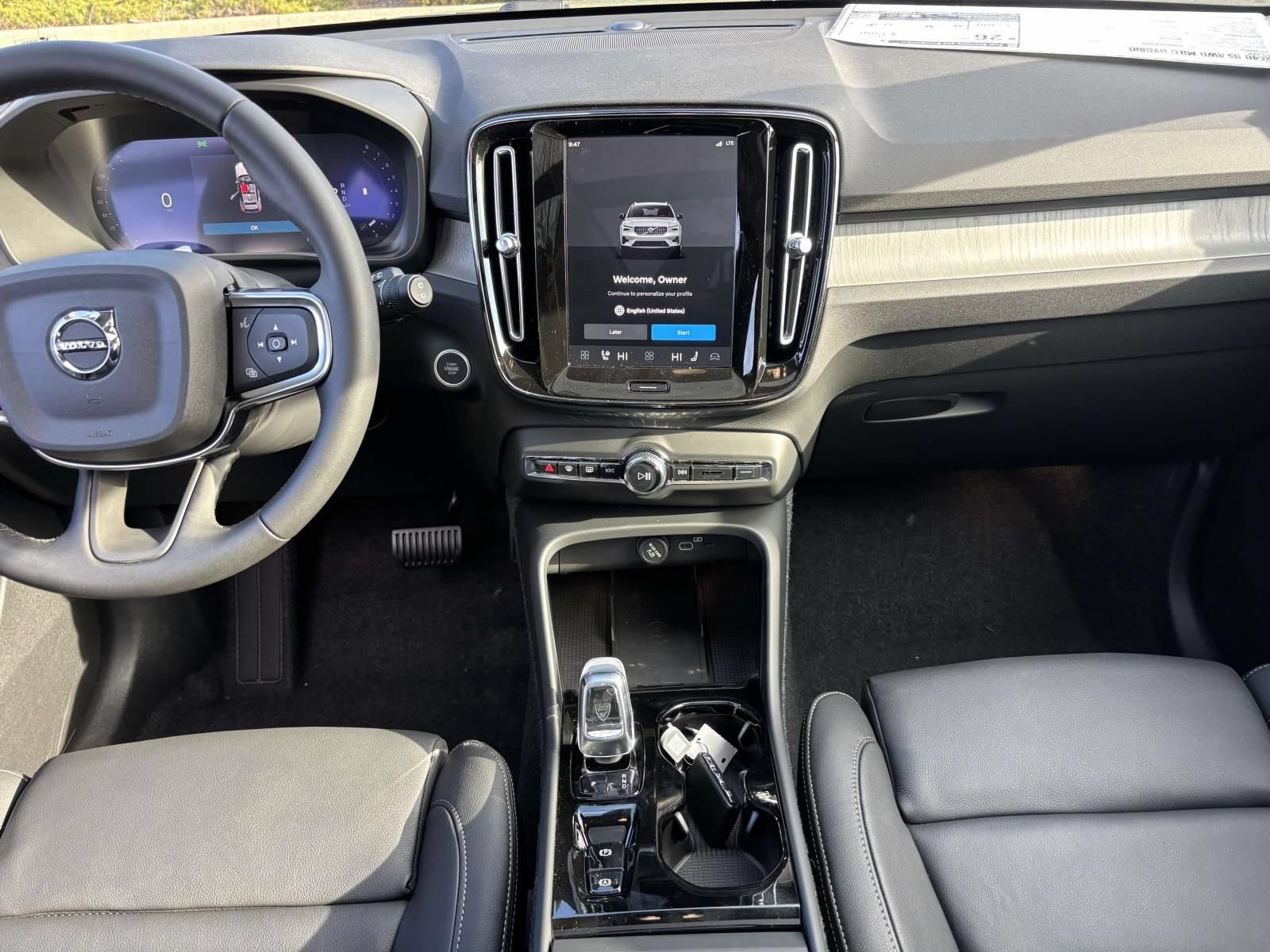 New 2026 Volvo XC40 B5 Plus w/ Protection Package Premier AWD/4WD image 29