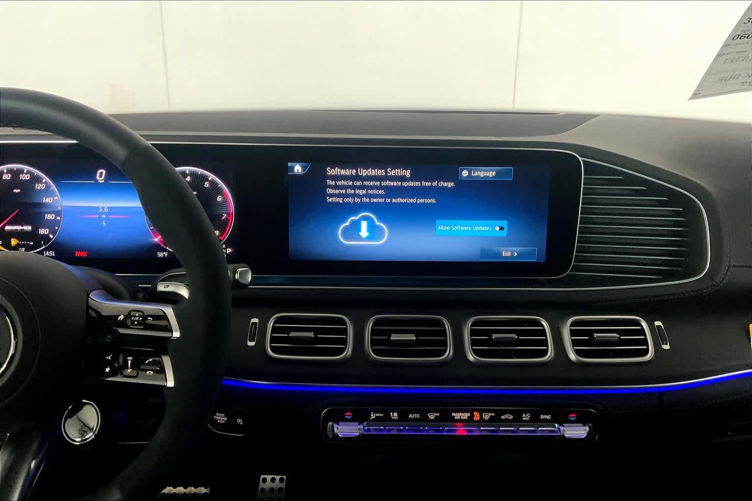 Used 2025 Mercedes-Benz GLE 53 AMG 4MATIC Coupe image 9