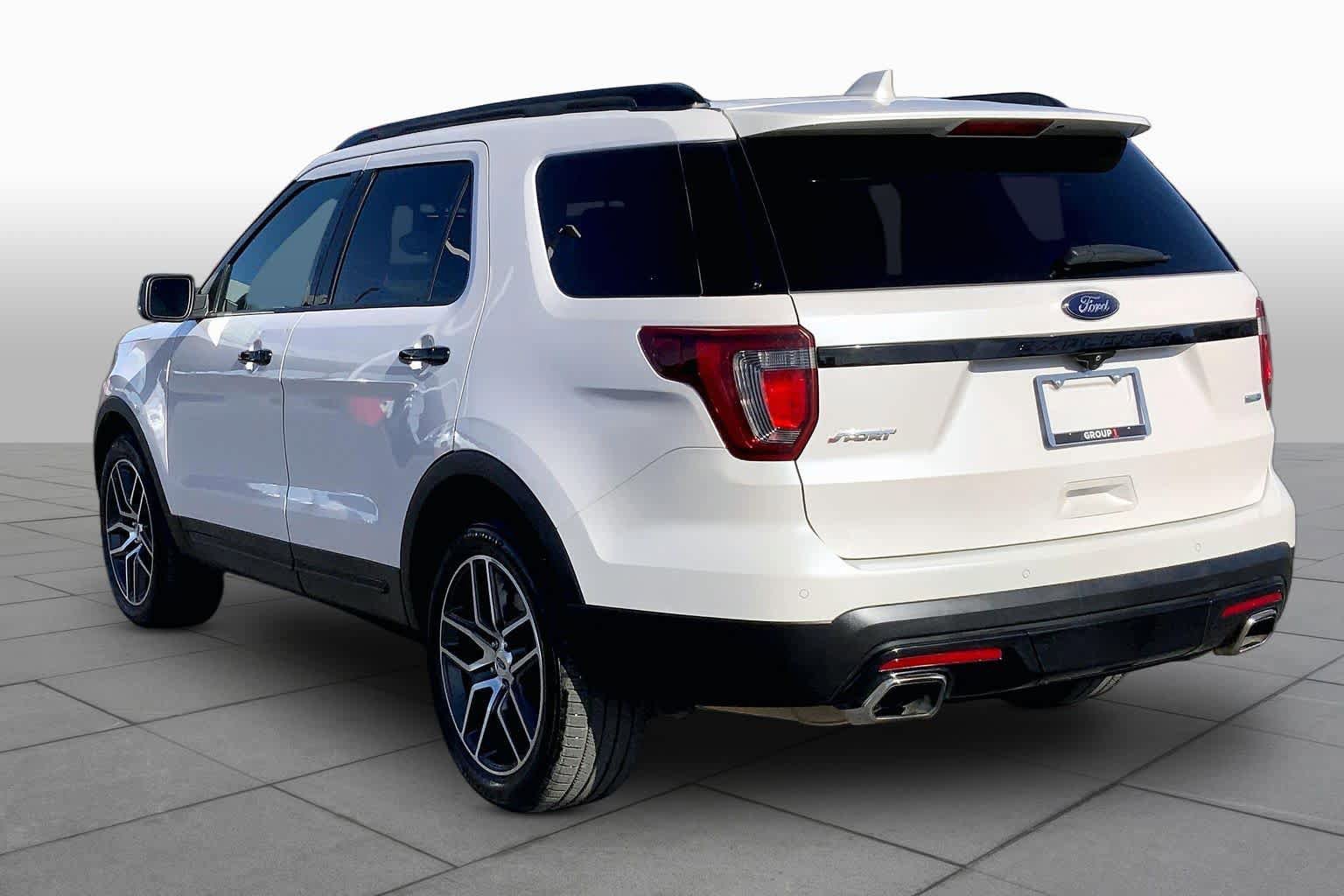 Used 2017 Ford Explorer Sport w/ Equipment Group 401A AWD/4WD image 12