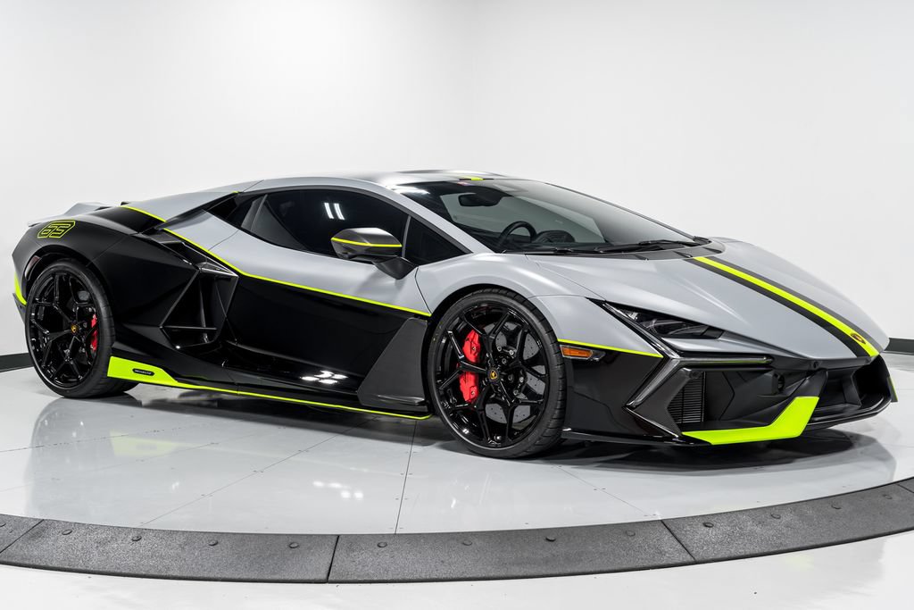 Used 2024 Lamborghini Revuelto AWD/4WD image 37
