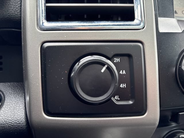 Used 2016 Ford F150 Lariat AWD/4WD image 34