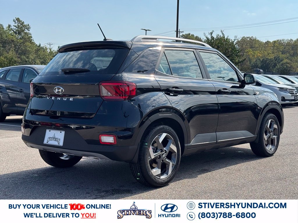 New 2026 Hyundai Venue SEL FWD image 14