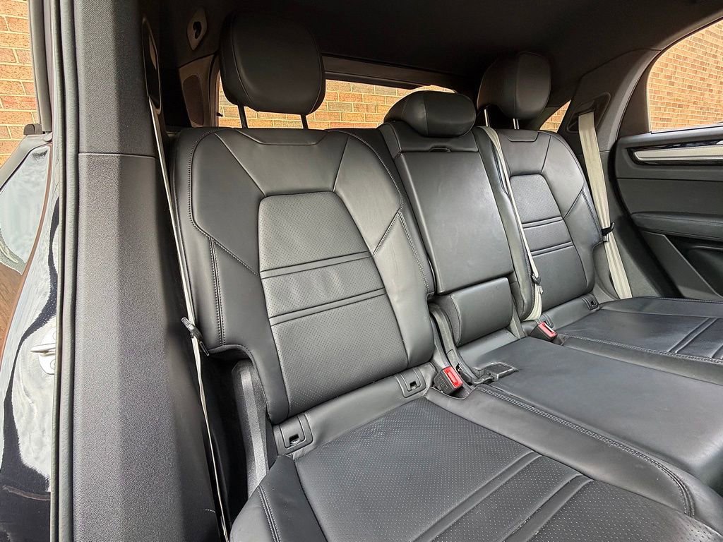 Certified 2022 Porsche Cayenne S Platinum image 20