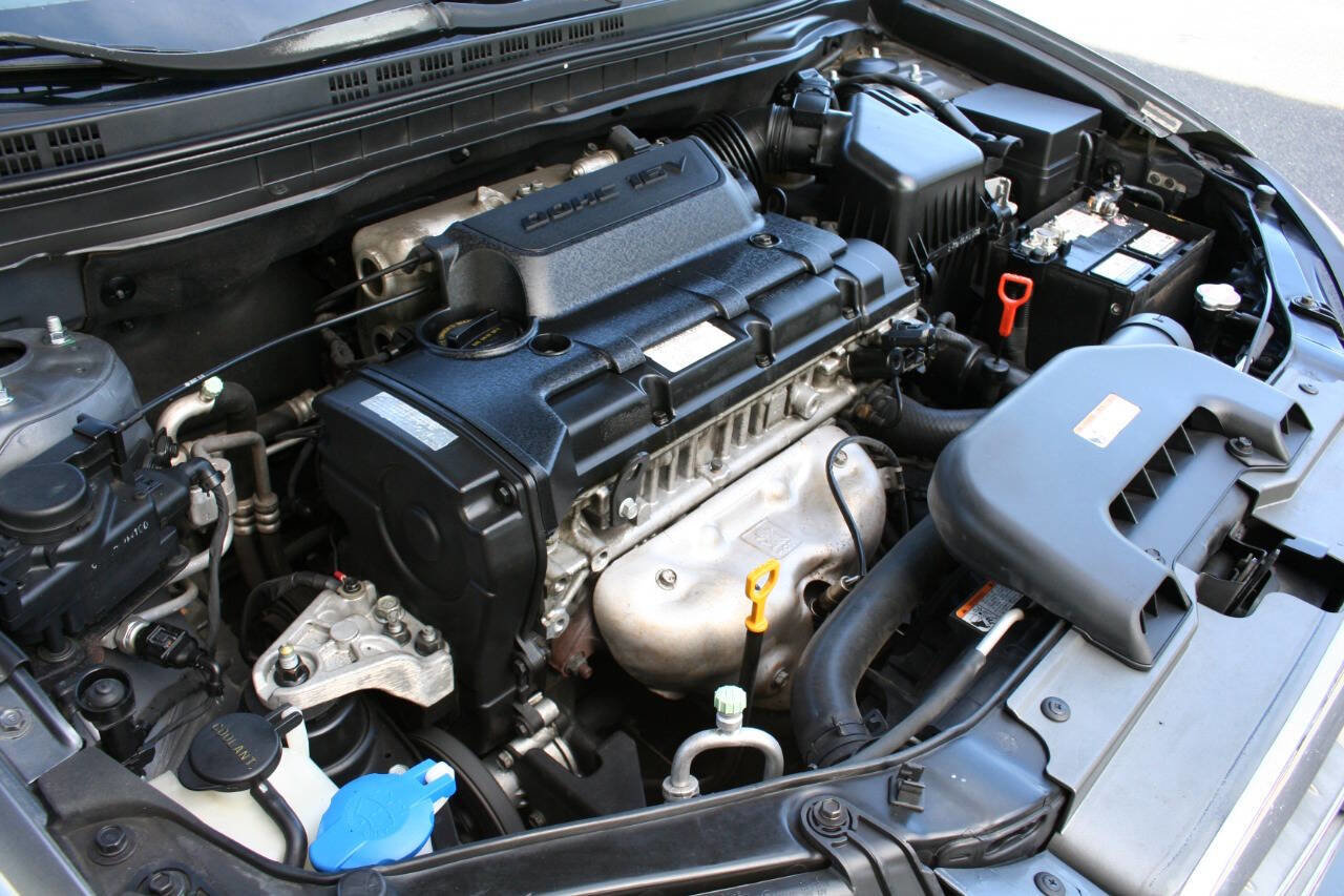 Used 2008 Hyundai Elantra GLS image 23