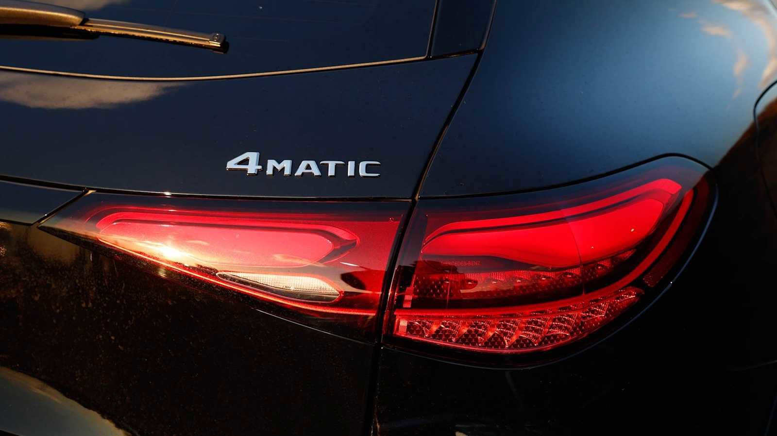 New 2026 Mercedes-Benz GLC 300 GLC 300 image 10