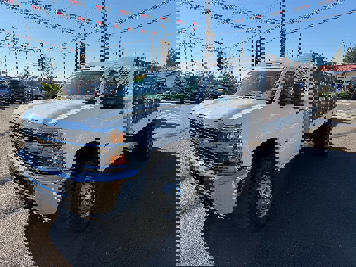 Used 2017 Chevrolet Silverado 3500 W/T image 5