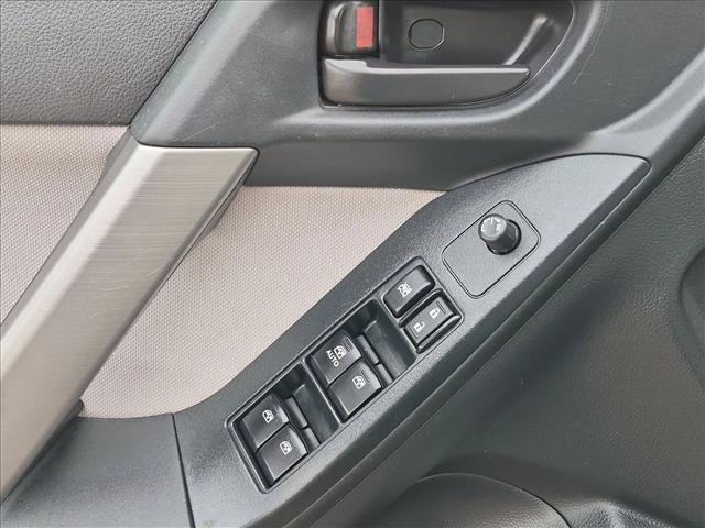 Used 2016 Subaru Forester 2.5i Premium AWD/4WD image 25