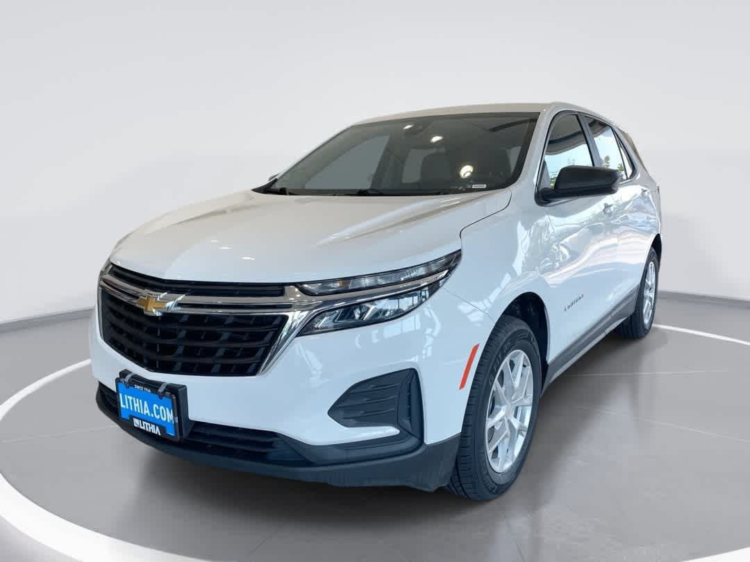 Used 2022 Chevrolet Equinox LS w/ LS Convenience Package