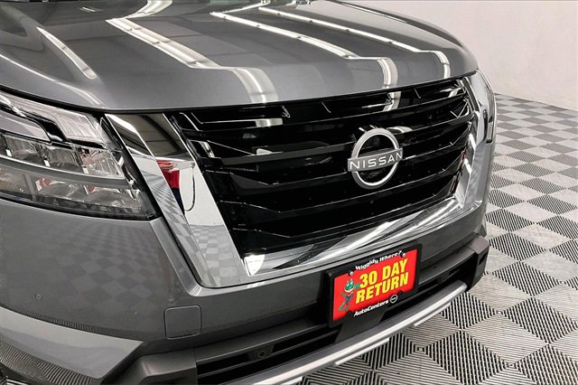 New 2025 Nissan Pathfinder Platinum w/ Cargo Package image 14