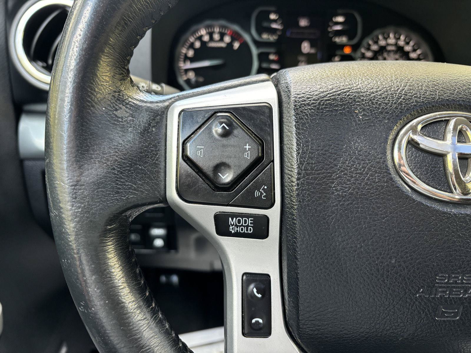 Used 2019 Toyota Tundra Platinum AWD/4WD image 39