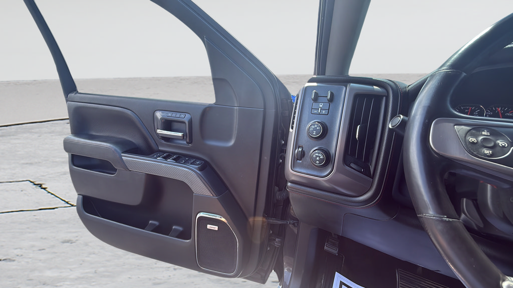 Used 2016 GMC Sierra 1500 SLT w/ All-Terrain Package AWD/4WD image 25
