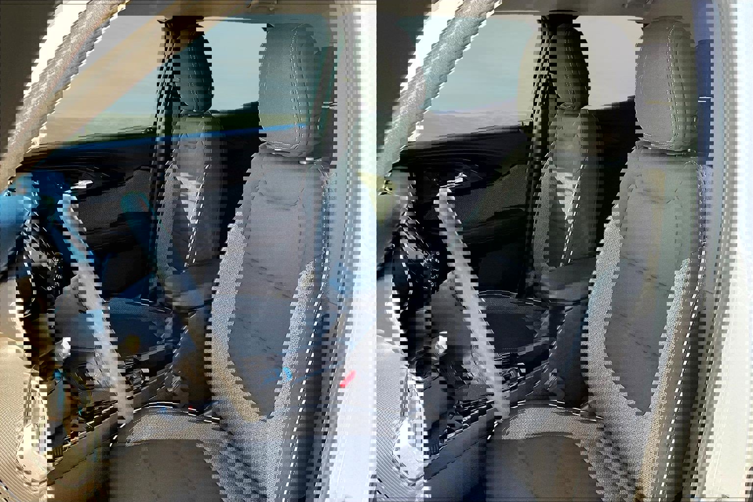 Used 2022 Chevrolet TrailBlazer LT w/ Driver Confidence Package image 13