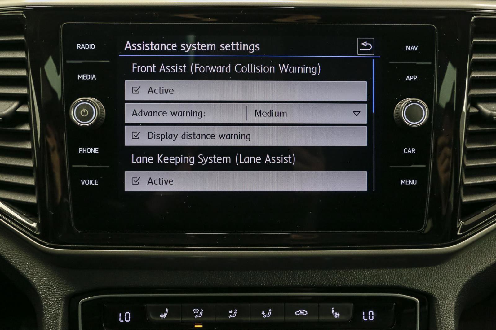 Certified 2020 Volkswagen Atlas Cross Sport SEL image 34