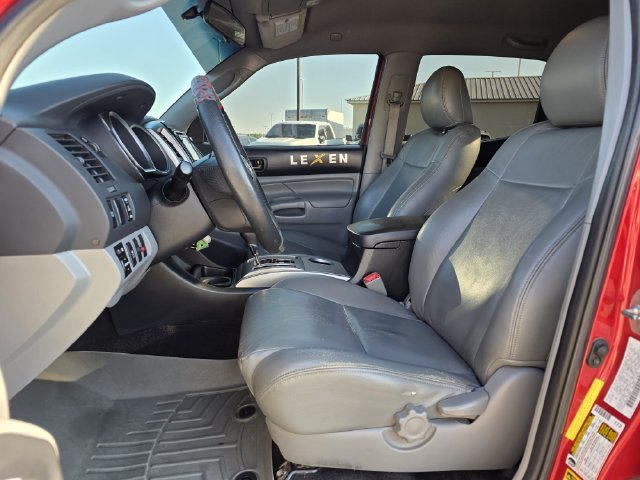 Used 2014 Toyota Tacoma PreRunner w/ TRD Sport Package RWD image 10