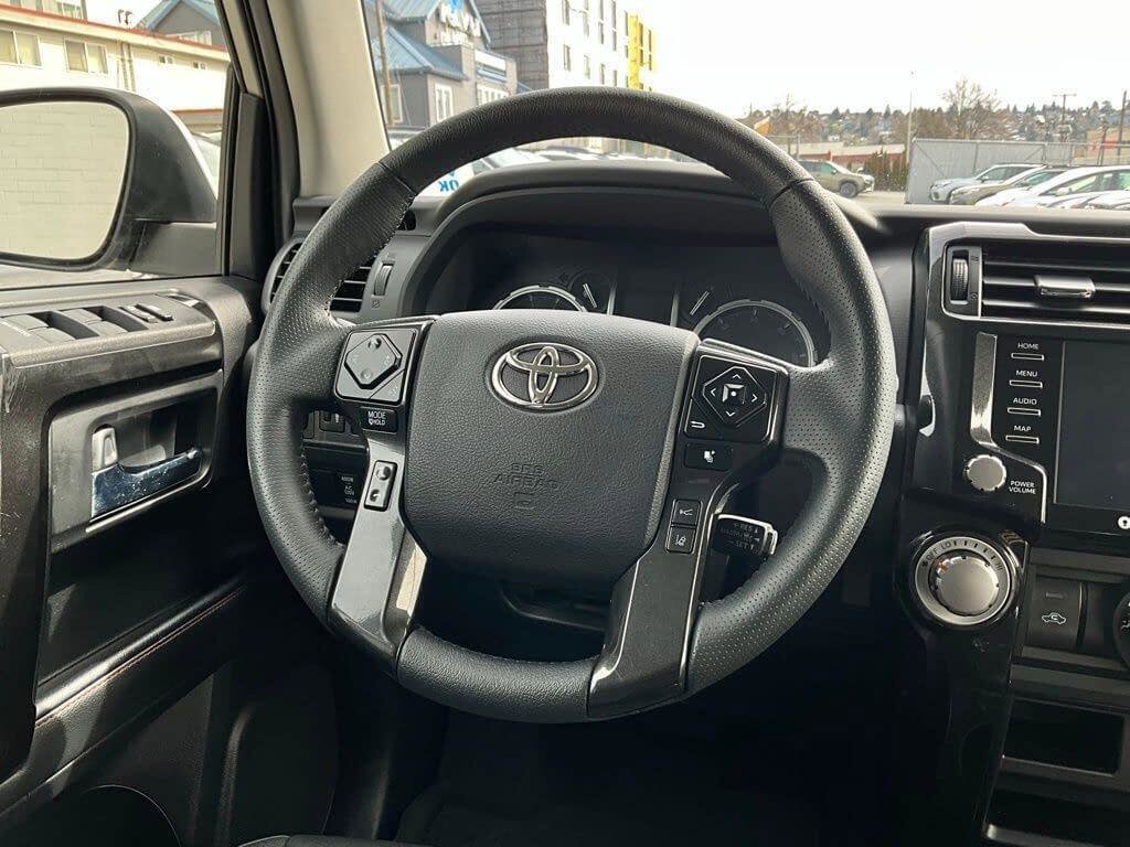 Used 2021 Toyota 4Runner TRD Off-Road Premium image 21