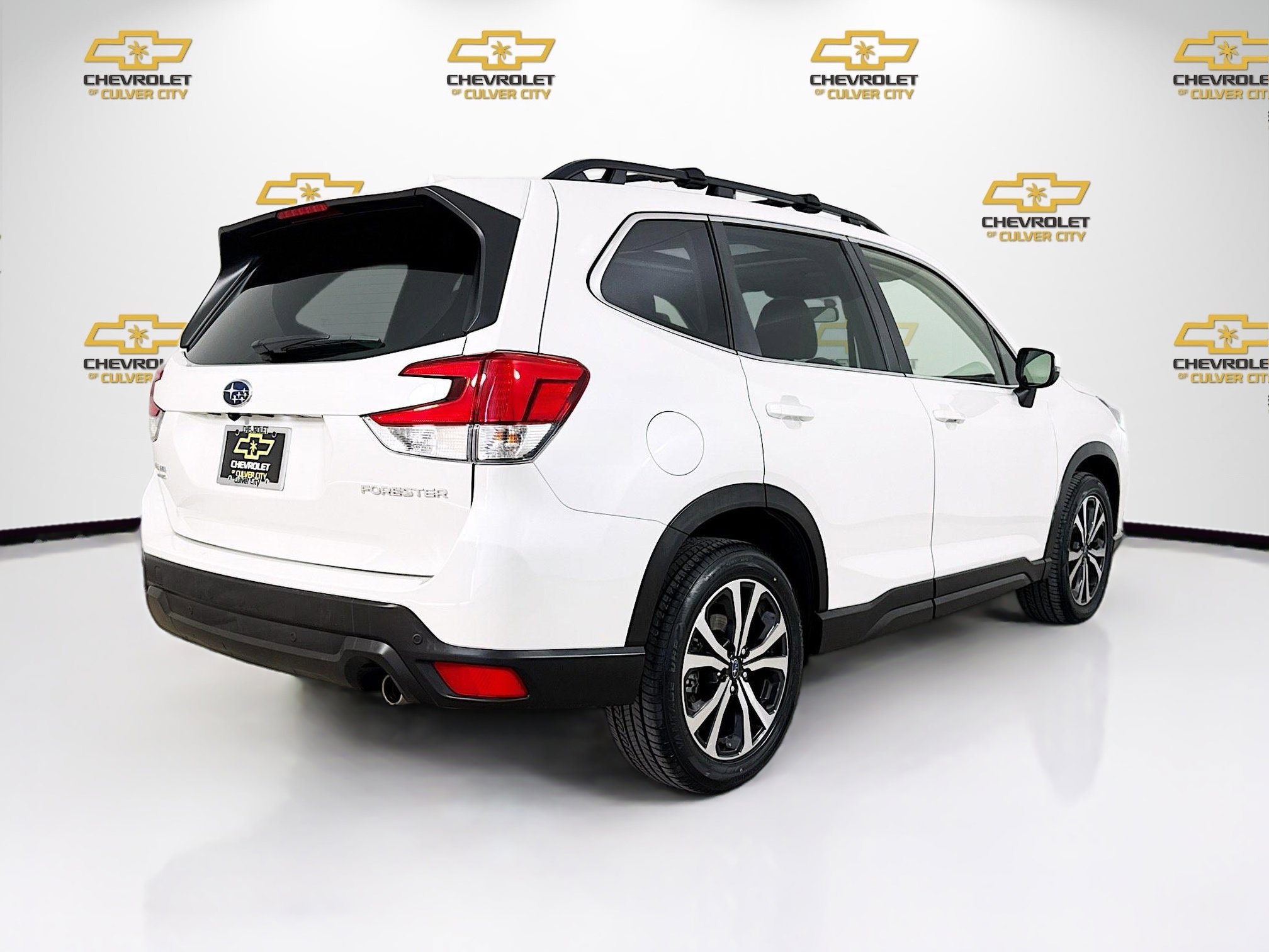 Used 2023 Subaru Forester Limited AWD/4WD image 7