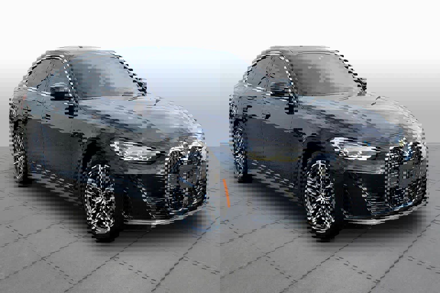 Used 2022 BMW 430i Gran Coupe w/ Premium Package image 3