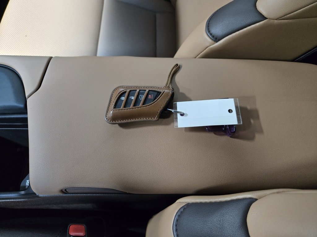 Used 2021 Lexus ES 350 w/ Premium Package image 32