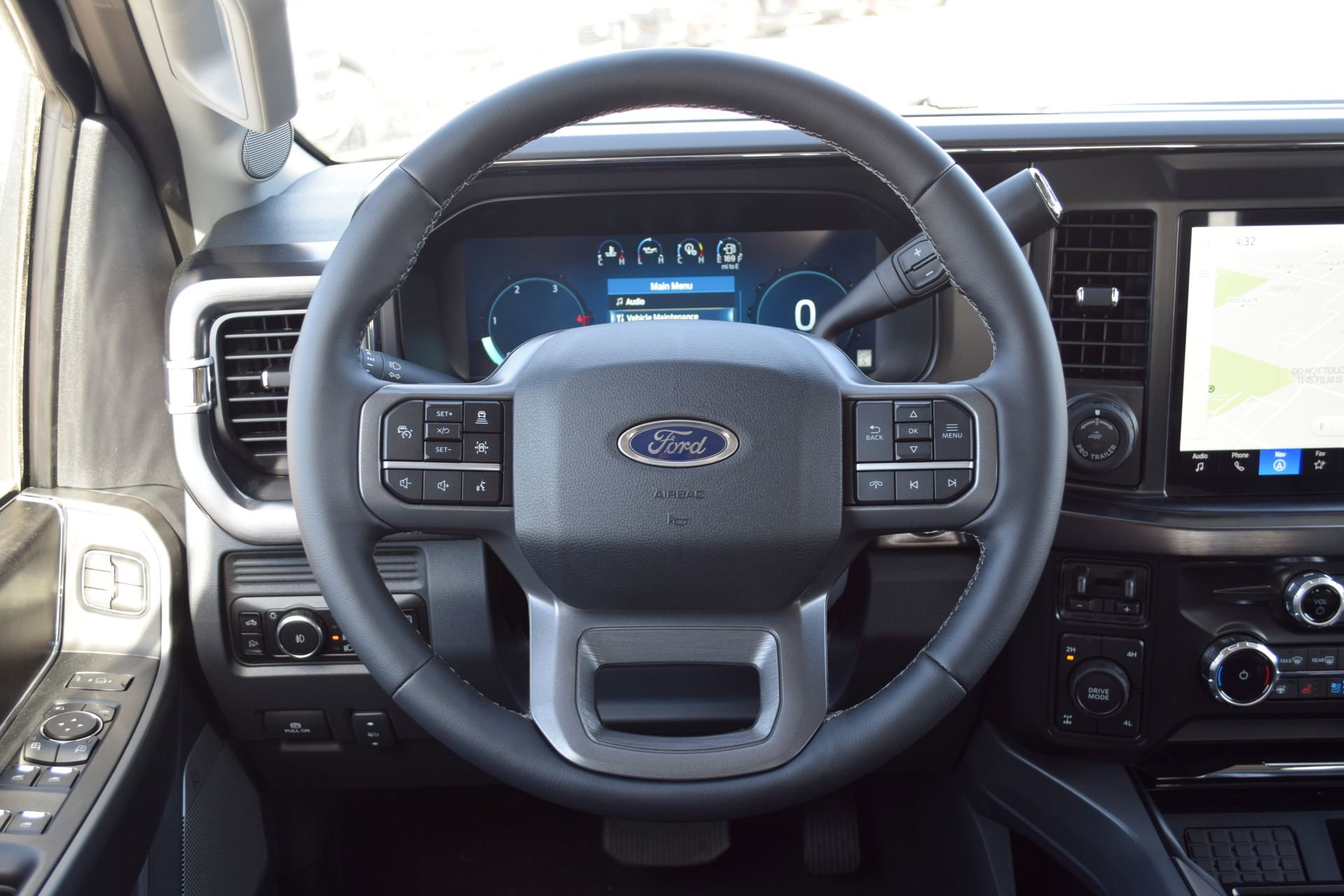 New 2026 Ford F250 Lariat w/ Lariat Premium Package AWD/4WD image 8