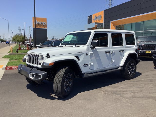 New 2025 Jeep Wrangler Sahara image 5