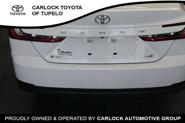 Used 2025 Toyota Camry SE FWD image 12