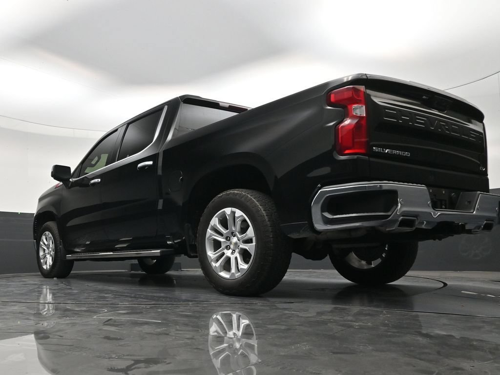 Used 2023 Chevrolet Silverado 1500 LTZ AWD/4WD image 22