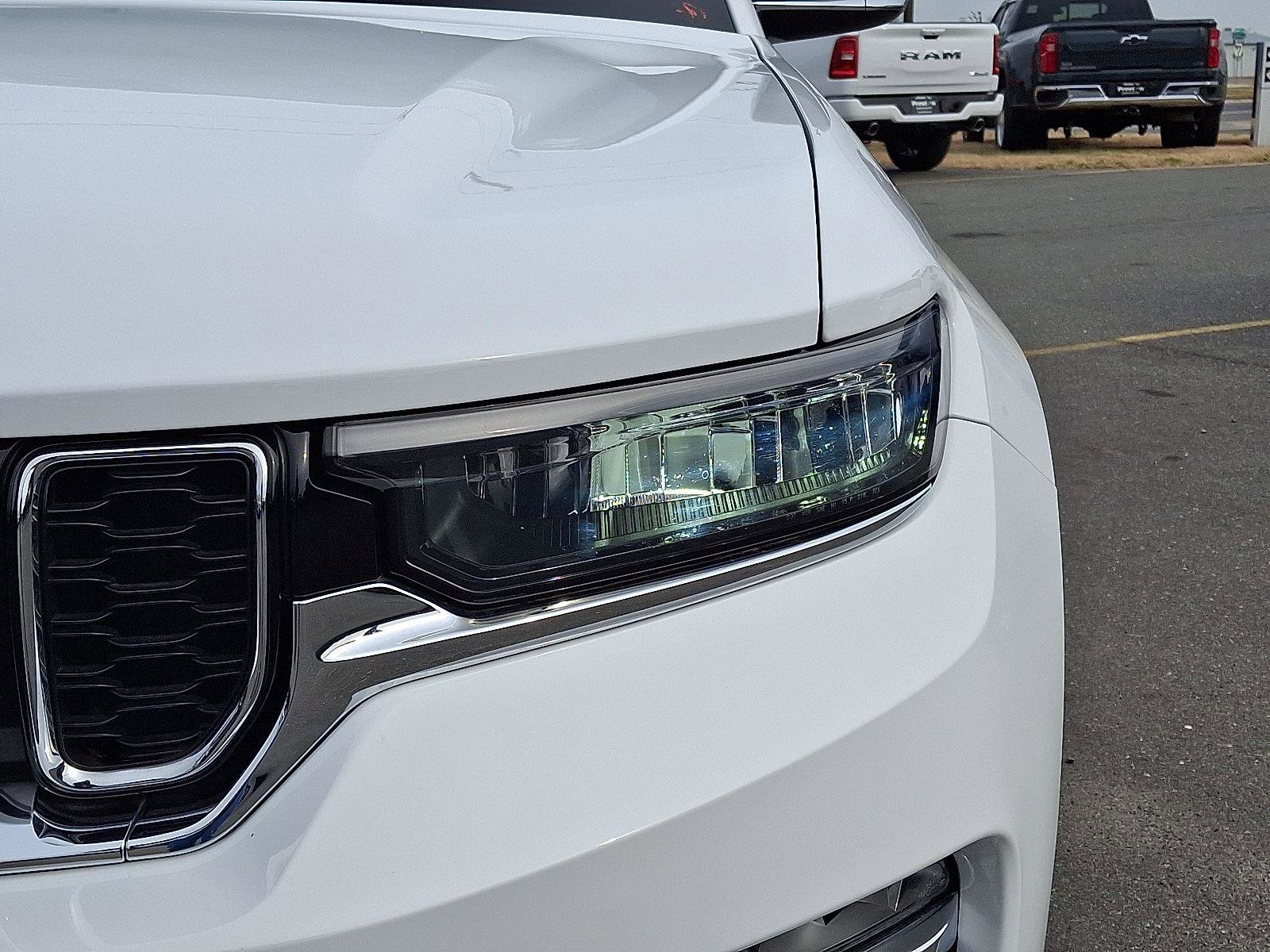 Used 2022 Jeep Grand Cherokee Limited 4xe image 8