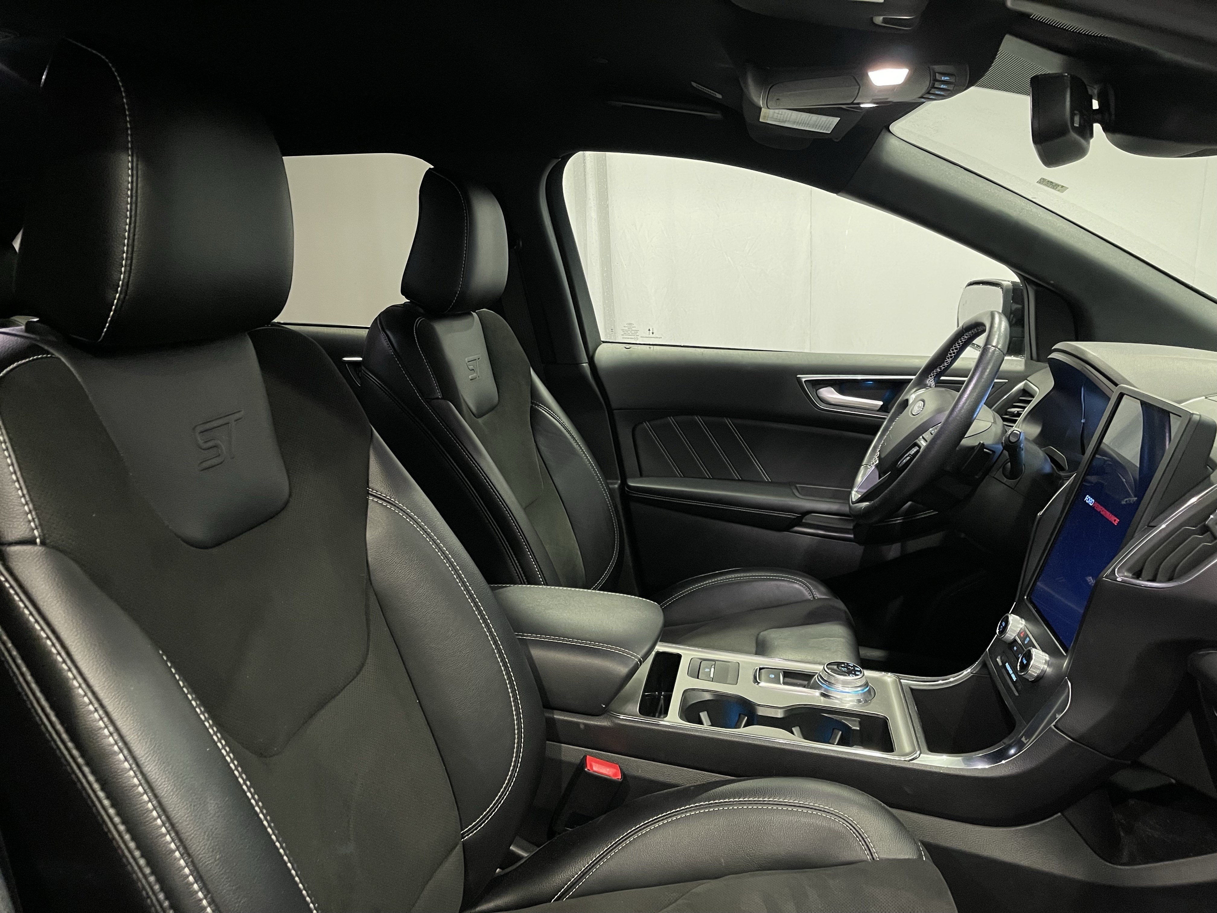 Used 2023 Ford Edge ST AWD/4WD image 15