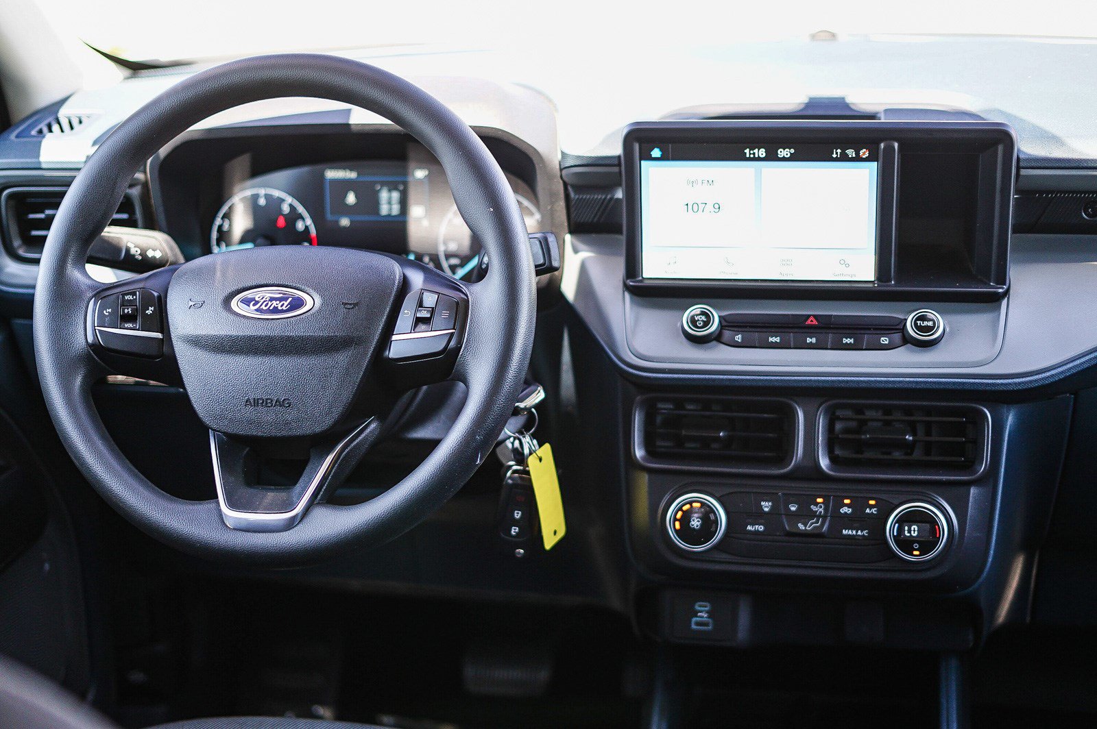 Used 2022 Ford Maverick XL FWD image 13