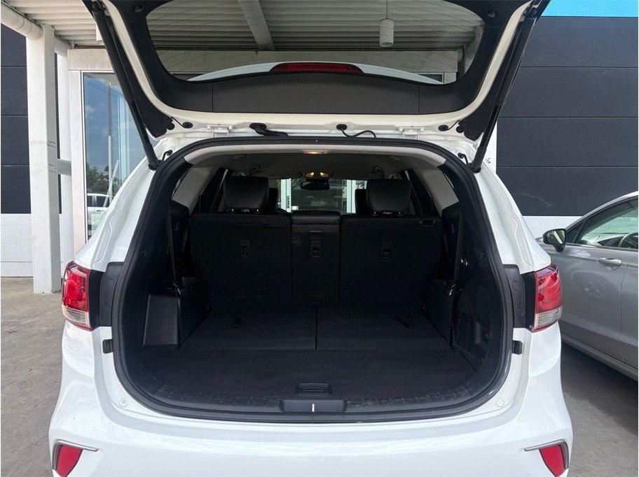 Used 2019 Hyundai Santa Fe XL SE w/ SE Premium Package 02 FWD image 23