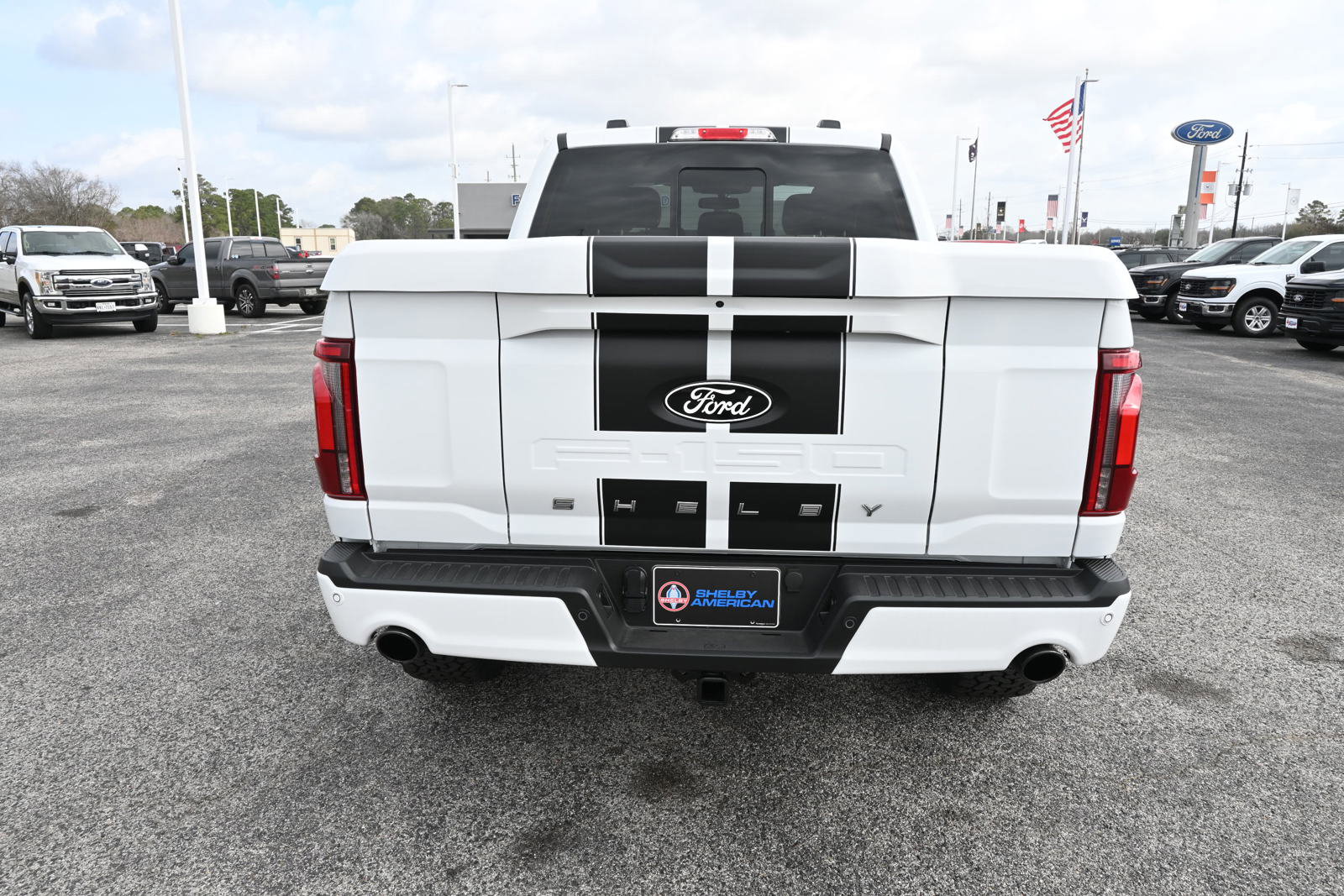 New 2025 Ford F150 Lariat w/ Equipment Group 502A High image 4