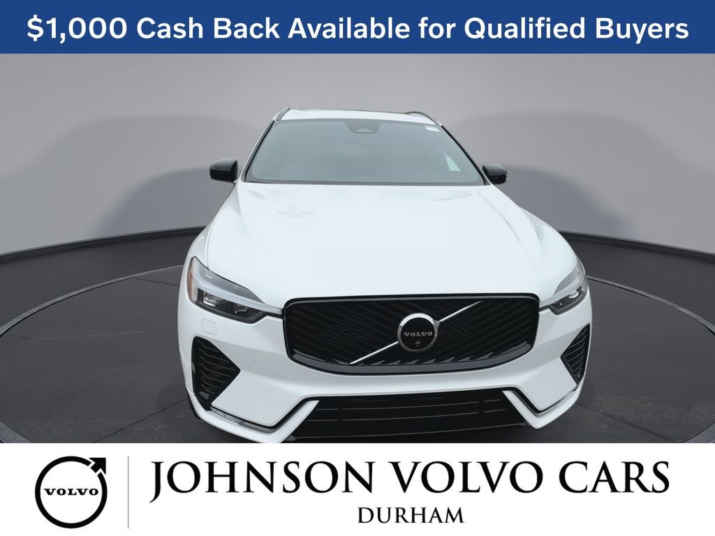 New 2026 Volvo XC60 B5 Plus w/ Climate Package AWD/4WD image 3