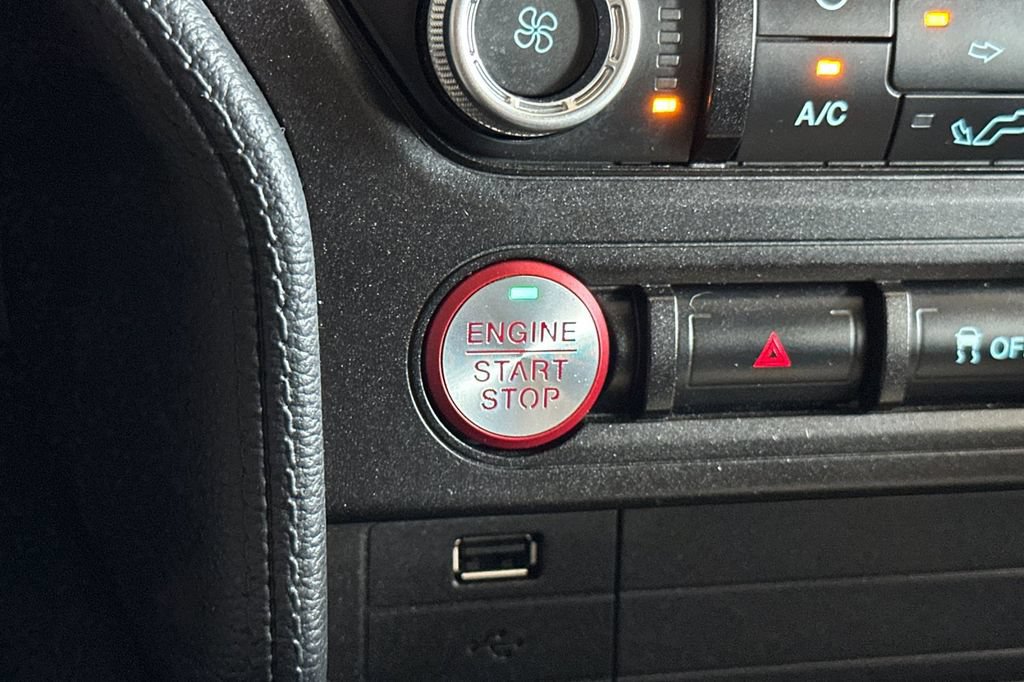Certified 2022 Ford Mustang Coupe RWD image 23