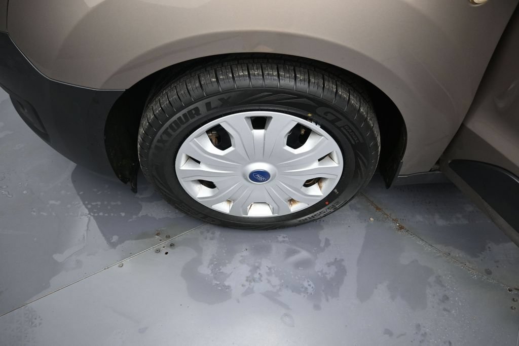 Used 2020 Ford Transit Connect XL FWD image 33