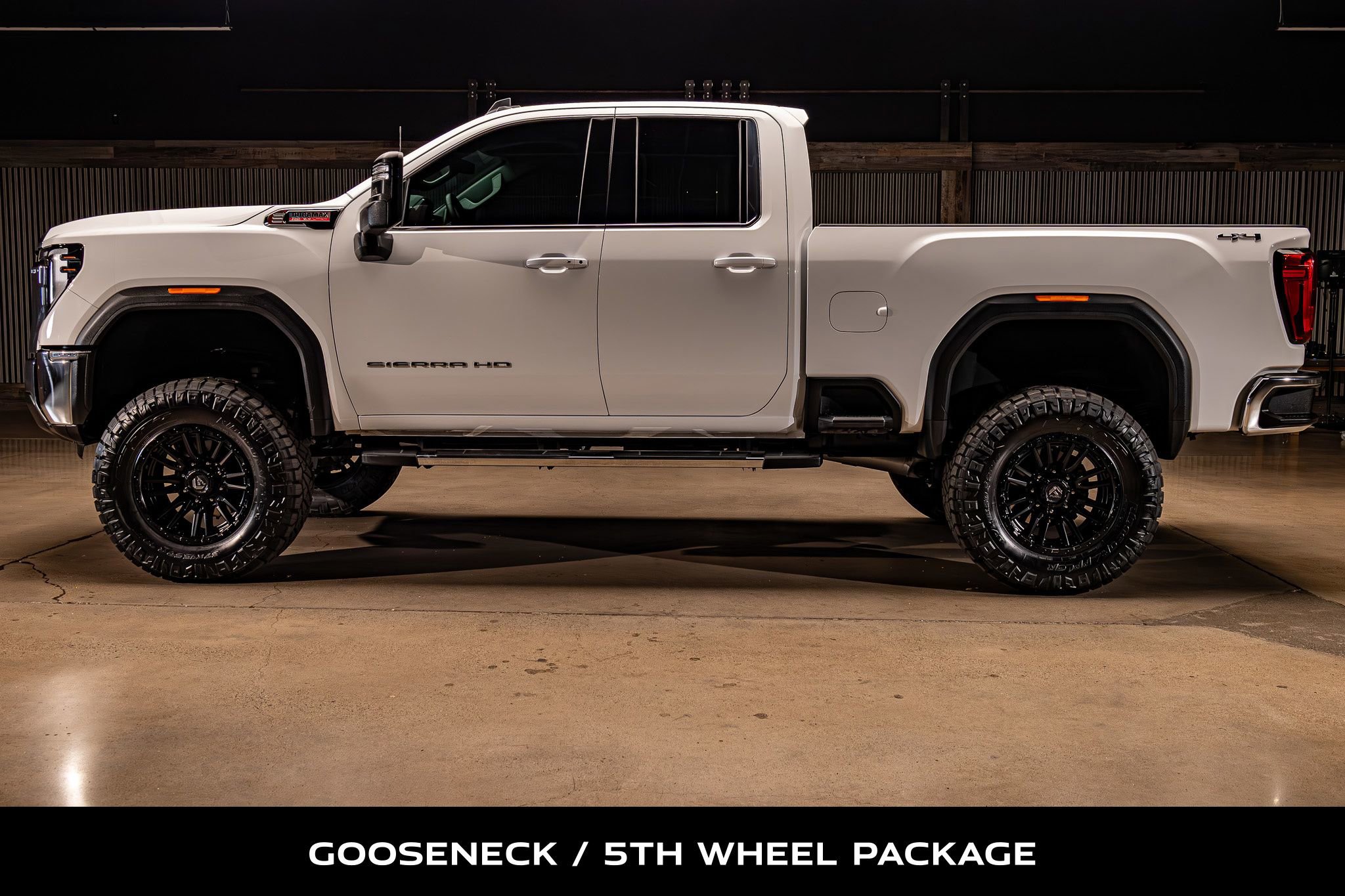 Used 2024 GMC Sierra 2500 SLE w/ SLE Convenience Package image 6