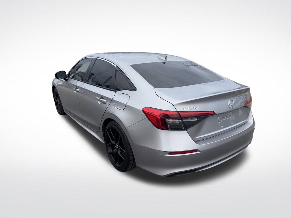 Used 2023 Honda Civic EX image 9