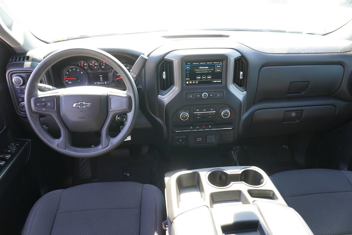 Used 2019 Chevrolet Silverado 1500 Custom Trail Boss w/ Custom Convenience Package AWD/4WD image 25