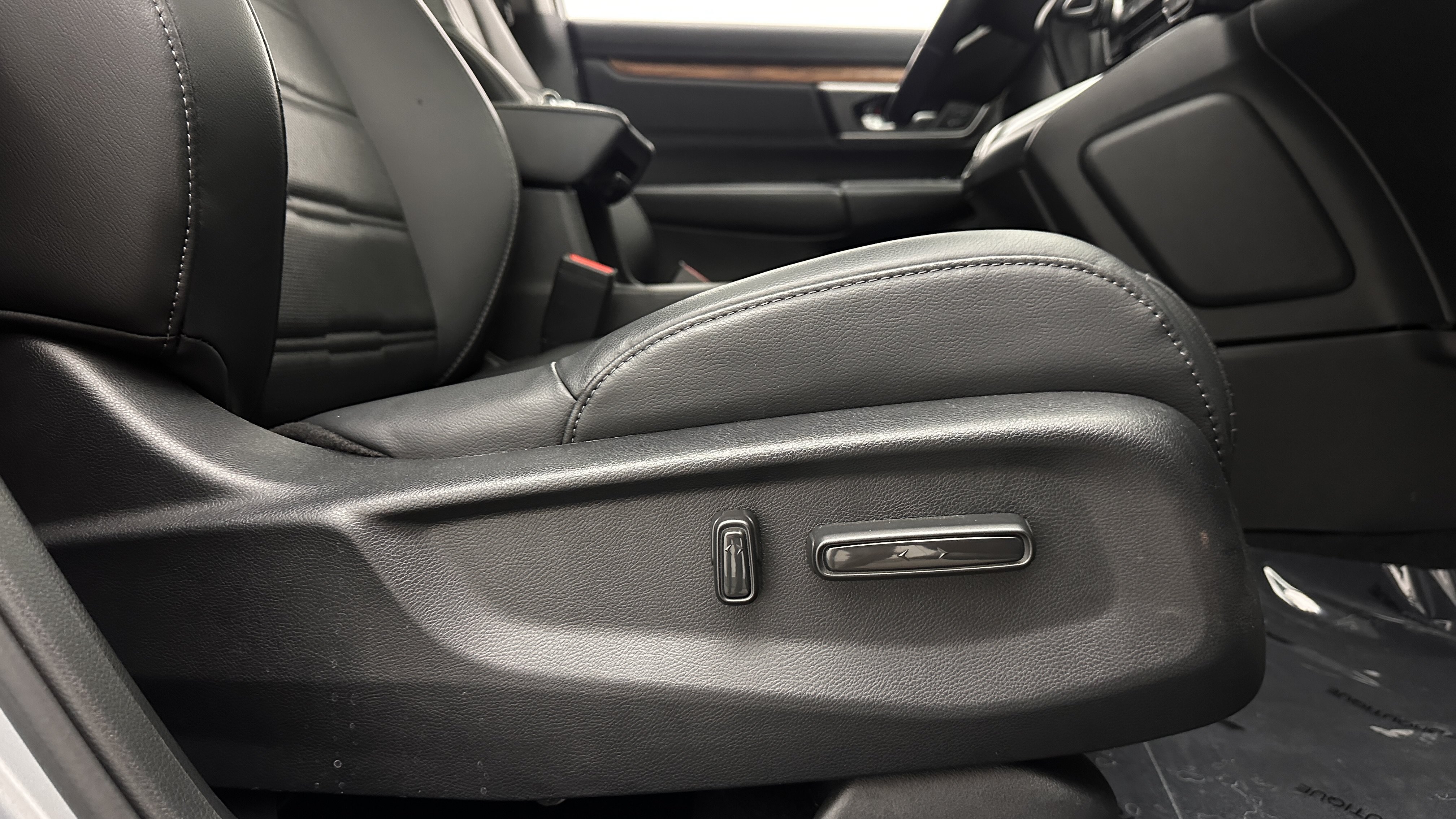 Used 2022 Honda CR-V EX-L image 36