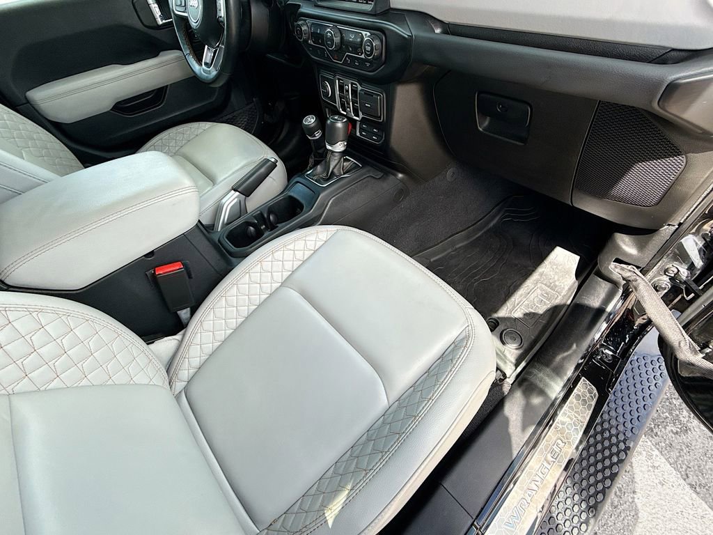 Used 2021 Jeep Wrangler Unlimited Sahara image 33