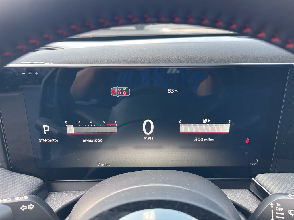 New 2027 Nissan Kicks SR w/ SR Premium Package AWD/4WD image 18
